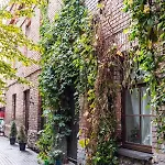 Dream - Bright 2-bedroom 2-floor Old Town