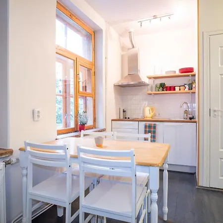 公寓 Dream - Bright 2-bedroom 2-floor Old Town *