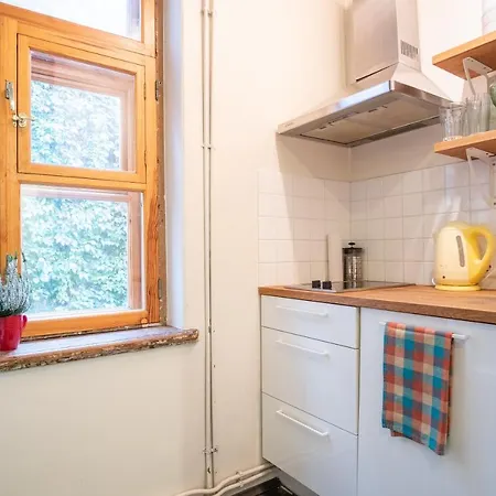 Dream - Bright 2-bedroom 2-floor Old Town Apartment