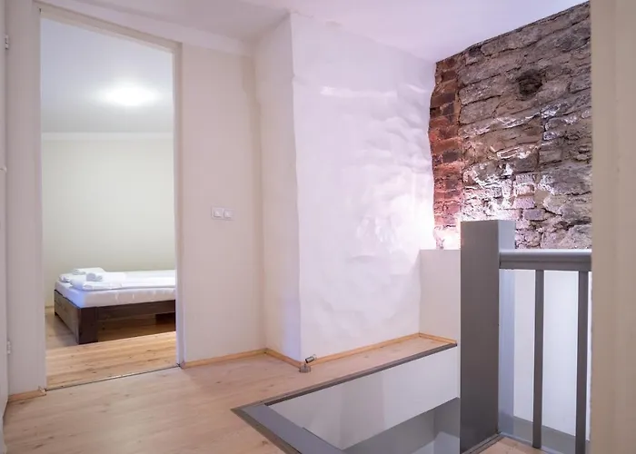 Korter Dream - Bright 2-bedroom 2-floor Old Town *